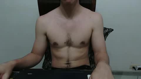 Snapshot of antonio_ricci chatting on November 11, 11:38 pm antonio_ricci online show from November 11, 11:38 pm