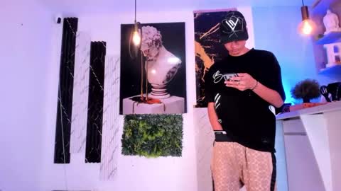 brendan and stiiven online show from December 5, 7:05 am