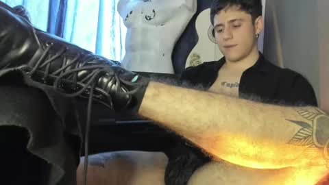 antonnello_ online show from September 12, 5:46 pm