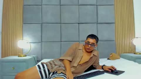 Antonycress online show from November 8, 3:23 pm