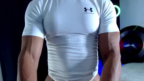 Instagram miguelangel1802  online show from September 17, 3:30 am