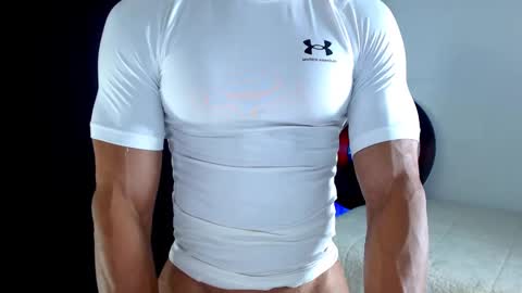 Instagram miguelangel1802  online show from September 17, 5:03 pm