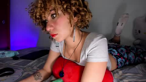 Any online show from December 20, 7:28 pm