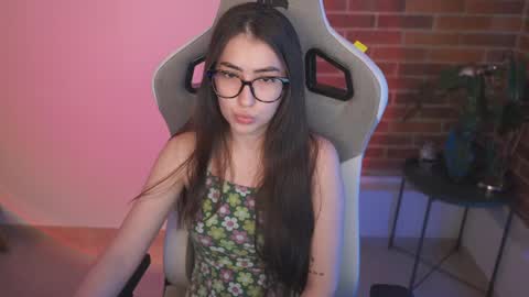 anya online show from February 28, 8:18 pm