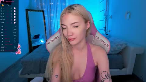 Anya online show from November 11, 2:44 am