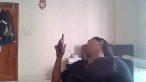 anydanyg online show from October 25, 8:00 am