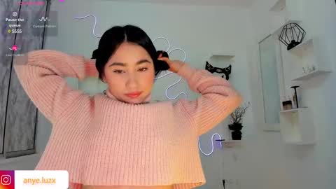 Snapshot of anyeluz_z chatting on March 5, 2:45 pm anyeluz_z online show from March 5, 2:45 pm