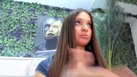 Anyssia  online show from September 10, 7:36 pm