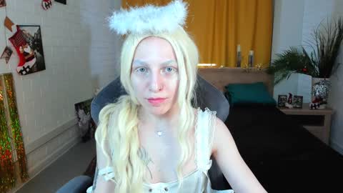 APHEX QUEEN online show from December 23, 2:07 pm