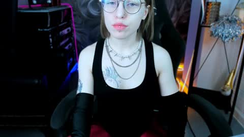 APHEX QUEEN online show from January 24, 3:24 pm