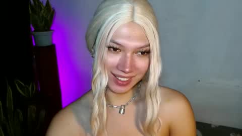 Roman Goddess online show from December 7, 11:18 am