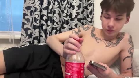 aplant_ online show from October 11, 2:37 pm