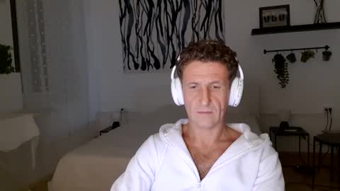 apollobest77 online show from December 19, 9:28 pm