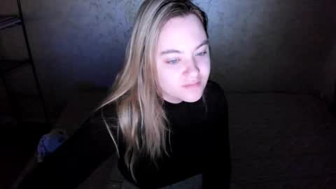 appleyummybuns online show from October 30, 1:29 am