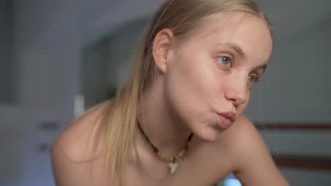  REYNA  my friend   online show from January 17, 6:12 pm