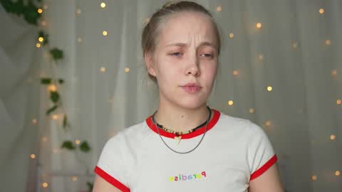  REYNA  my friend   online show from February 14, 2:44 pm