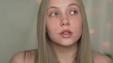  REYNA  my friend   online show from February 27, 3:05 pm