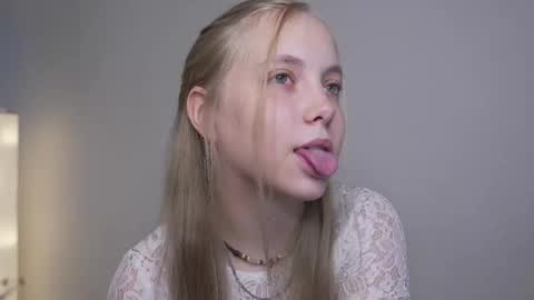  REYNA  my friend   online show from September 14, 12:26 pm