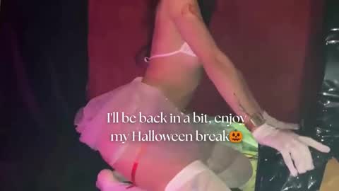   online show from October 17, 11:57 am