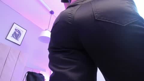 April online show from January 17, 11:49 am