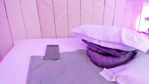 April online show from January 22, 5:49 pm