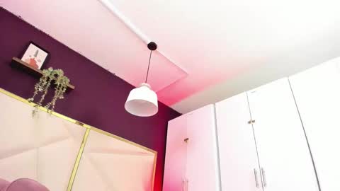 April online show from November 19, 11:32 am