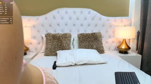  April  online show from December 4, 4:43 am