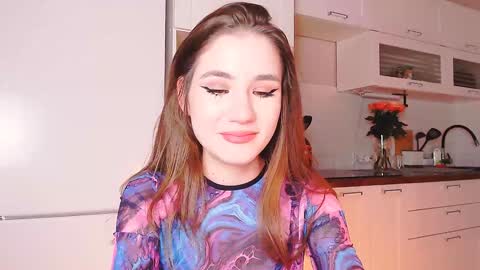 Snapshot of april_felicity chatting on December 5, 7:38 pm April online show from December 5, 7:38 pm