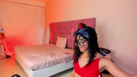 Snapshot of aprill_fox chatting on January 28, 6:05 am aprill_fox online show from January 28, 6:05 am