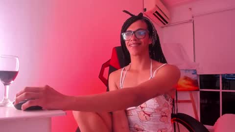 Snapshot of aprill_fox chatting on March 9, 12:42 am aprill_fox online show from March 9, 12:42 am