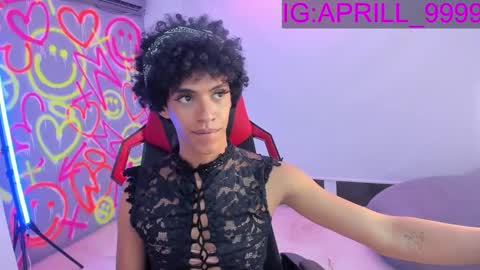 Snapshot of aprill_fox chatting on September 9, 9:58 pm aprill_fox online show from September 9, 9:58 pm