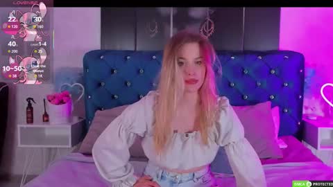 April online show from November 9, 7:34 pm