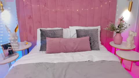 April online show from January 26, 6:07 am