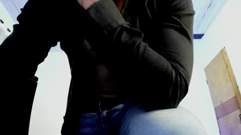 Jonathan online show from March 8, 1:39 am