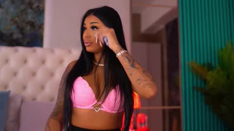 arabellaposh online show from September 10, 5:07 am