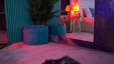 arabellaposh online show from October 10, 5:06 am