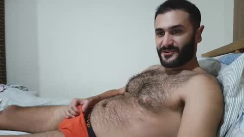 Snapshot of arabhairy90 chatting on February 2, 5:15 pm hairycub online show from February 2, 5:15 pm