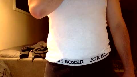 Snapshot of arabiandream21 chatting on February 25, 2:58 am Knowledgeiskeyy online show from February 25, 2:58 am