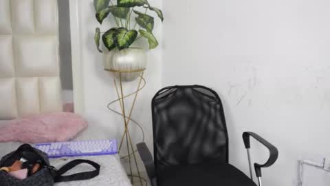   online show from September 24, 5:11 am