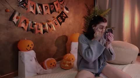 arcanedoll online show from October 26, 5:13 am