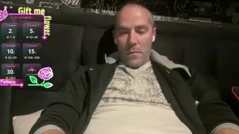 Snapshot of arckangel99 chatting on October 1, 5:52 pm AnrckAngel online show from October 1, 5:52 pm