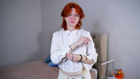 Lilly online show from December 17, 7:03 am