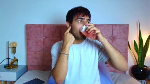 Ares Alpha  online show from November 25, 7:47 pm