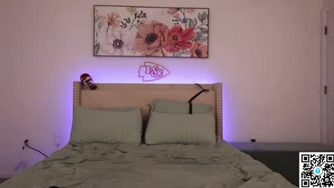 Snapshot of ari_lovexo chatting on March 3, 1:42 am Ari and Penn online show from March 3, 1:42 am