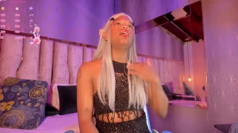 Snapshot of ari_monet chatting on February 1, 11:54 am ARI online show from February 1, 11:54 am