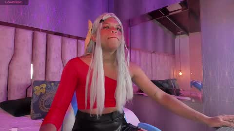 Snapshot of ari_monet chatting on February 9, 5:40 am ARI online show from February 9, 5:40 am