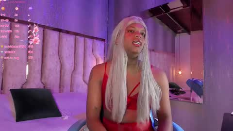 Snapshot of ari_monet chatting on February 10, 11:36 am ARI online show from February 10, 11:36 am