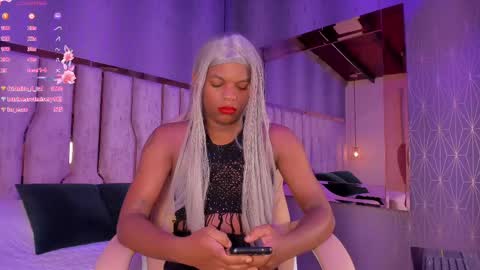 Snapshot of ari_monet chatting on February 24, 11:54 am ARI online show from February 24, 11:54 am