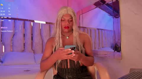 Snapshot of ari_monet chatting on September 14, 11:42 am ARI online show from September 14, 11:42 am