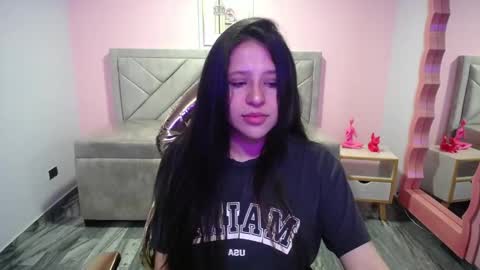 Snapshot of aria_ch1 chatting on November 28, 10:12 pm Aria online show from November 28, 10:12 pm